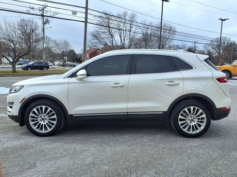 Used 2017 Lincoln MKC Reserve image 7