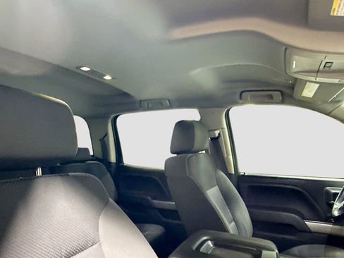 Used 2018 Chevrolet Silverado 1500 LT w/ All Star Edition image 27