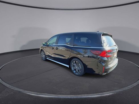 New 2026 Honda Odyssey Touring image 6