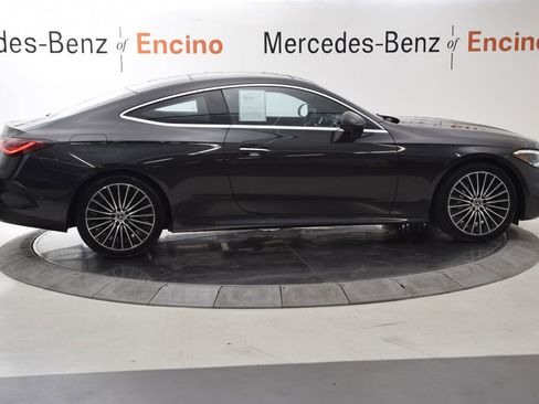 Used 2024 Mercedes-Benz CLE 300 4MATIC Coupe image 7