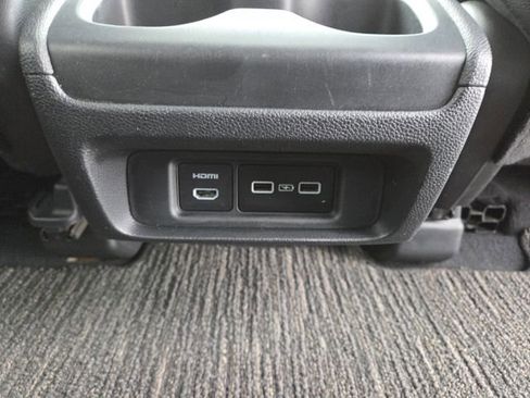 Used 2022 Honda Odyssey Elite image 16