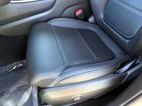 Certified 2023 Mercedes-Benz GLC 300 4MATIC w/ Pinnacle Trim Package image 21