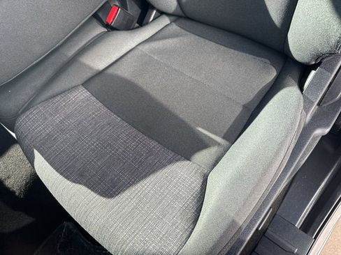 Used 2023 Ford F150 XLT image 5