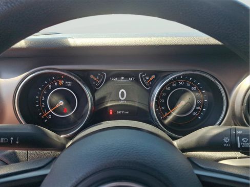 Used 2020 Jeep Wrangler Sport AWD/4WD image 17