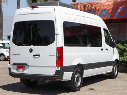 Used 2024 Mercedes-Benz Sprinter 2500 image 8