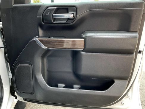Used 2020 Chevrolet Silverado 1500 RST AWD/4WD image 23