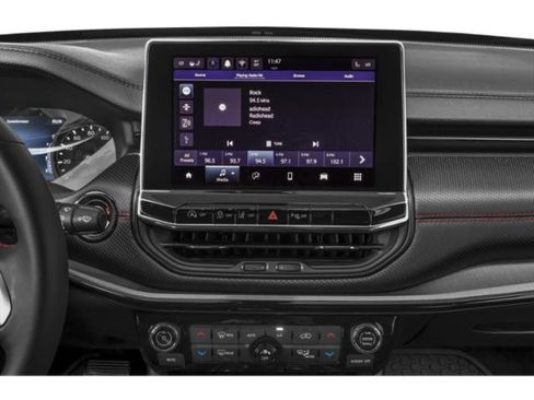 Certified 2022 Jeep Compass Trailhawk w/ Trailhawk Elite Group image 10