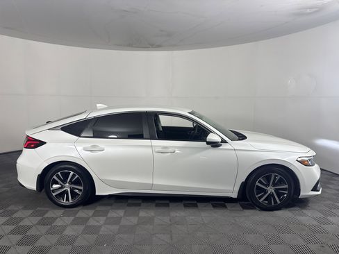 Certified 2023 Honda Civic LX image 3