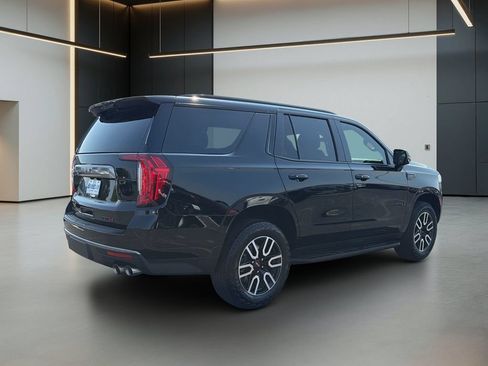Certified 2024 GMC Yukon AT4 w/ Technology Package AWD/4WD image 6