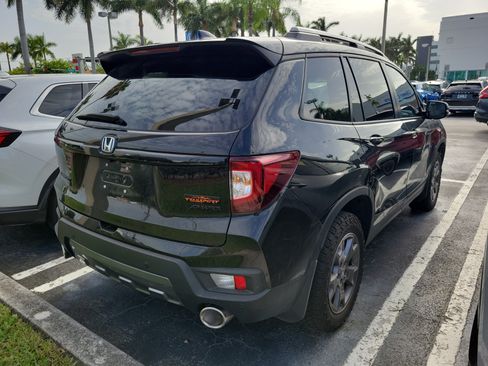 Certified 2024 Honda Passport TrailSport image 3