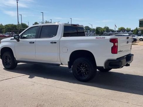 Used 2026 Chevrolet Silverado 1500 LT Trail Boss w/ LT Trail Boss Premium Package AWD/4WD image 6