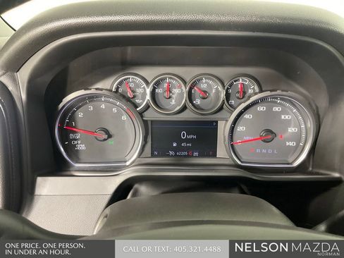 Used 2022 Chevrolet Silverado 1500 LT AWD/4WD image 44