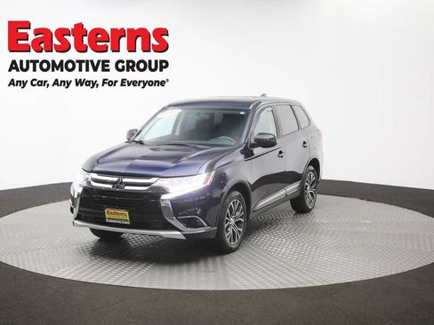 Used 2018 Mitsubishi Outlander ES AWD/4WD image 53