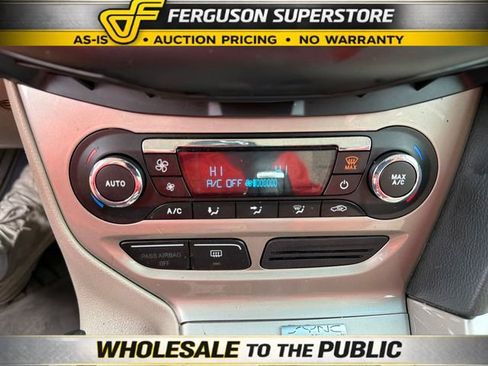 Used 2012 Ford Focus SEL FWD image 14