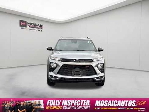 Used 2023 Chevrolet TrailBlazer RS w/ Convenience Package FWD image 2