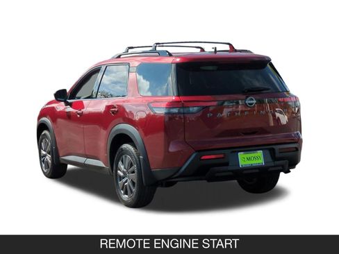 New 2026 Nissan Pathfinder SV image 7