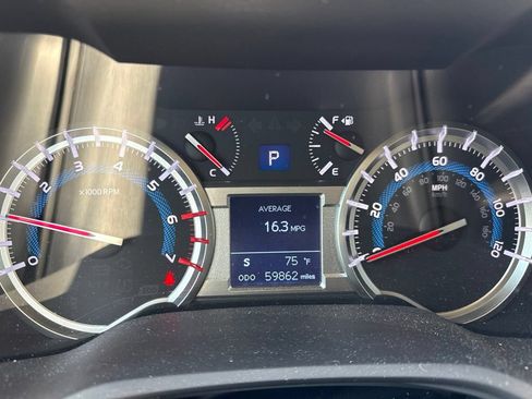 Used 2019 Toyota 4Runner Limited AWD/4WD image 19