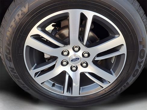 Used 2024 Ford Expedition Max Limited image 24