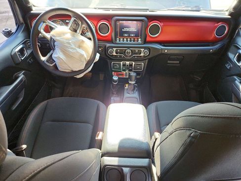 Used 2023 Jeep Gladiator Rubicon AWD/4WD image 7