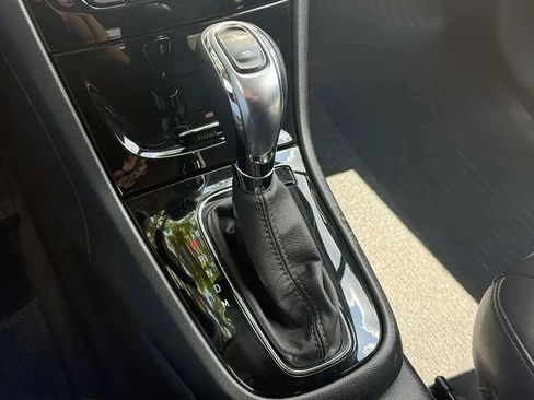 Used 2017 Buick Encore Essence FWD image 16