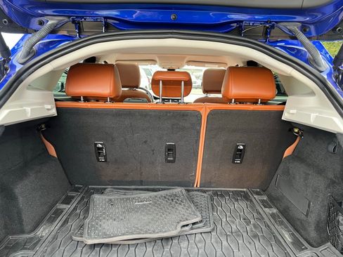 Used 2020 Jaguar E-PACE SE image 19