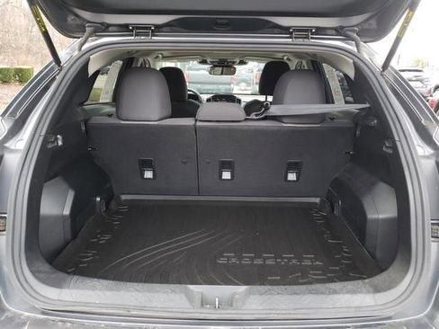 Used 2024 Subaru Crosstrek 2.0i Premium image 5