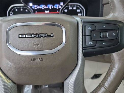 Used 2021 GMC Yukon XL Denali AWD/4WD image 30