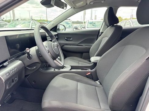 New 2026 Hyundai Kona SE FWD image 11