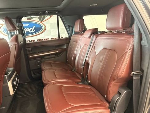 Used 2022 Ford Expedition Max Limited AWD/4WD image 19