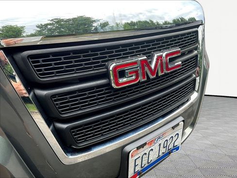 Used 2013 GMC Terrain SLE AWD/4WD image 33