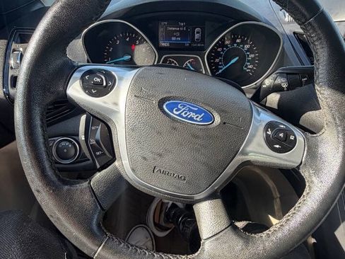 Used 2015 Ford Escape Titanium w/ Equipment Group 301A FWD image 16