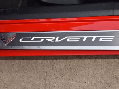 Used 2017 Chevrolet Corvette Stingray Coupe w/ 1LT image 11