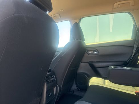 Certified 2024 Nissan Rogue SV image 34