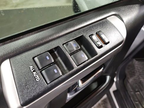 Used 2019 Toyota 4Runner SR5 image 14