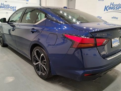 Used 2023 Nissan Altima 2.5 SR w/ SR Premium Package image 5