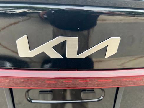 Certified 2024 Kia Forte GT-Line FWD image 33