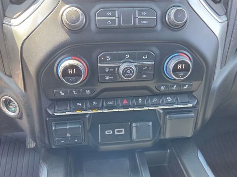 Used 2021 Chevrolet Silverado 1500 LTZ image 20