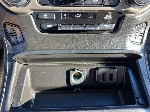 Used 2016 GMC Yukon Denali RWD image 19