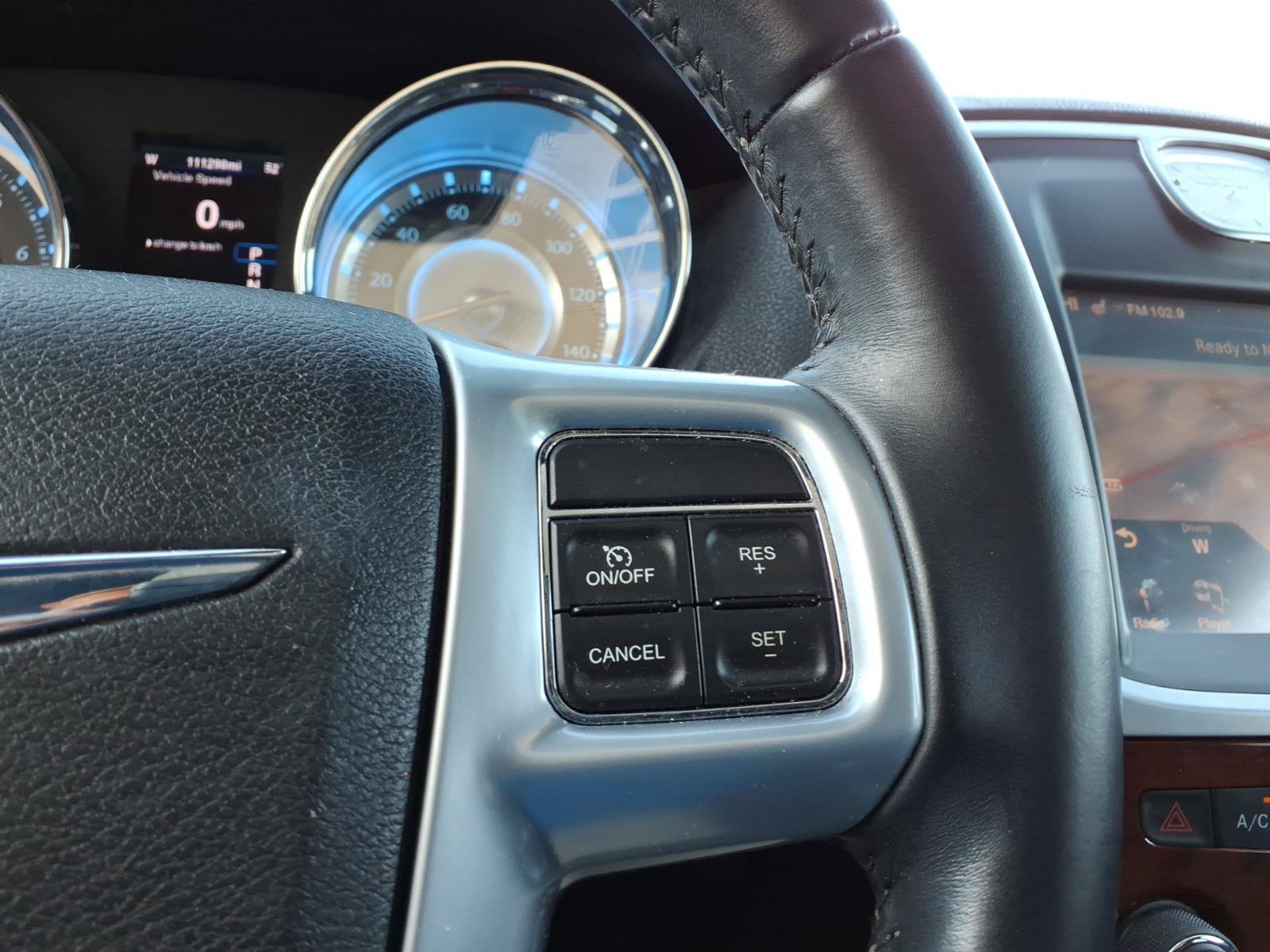 Used 2014 Chrysler 300 AWD w/ Driver Convenience Group image 31