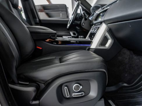 Used 2017 Land Rover Range Rover Supercharged image 32