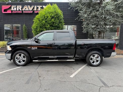 Used 2019 RAM 1500 Big Horn AWD/4WD image 9