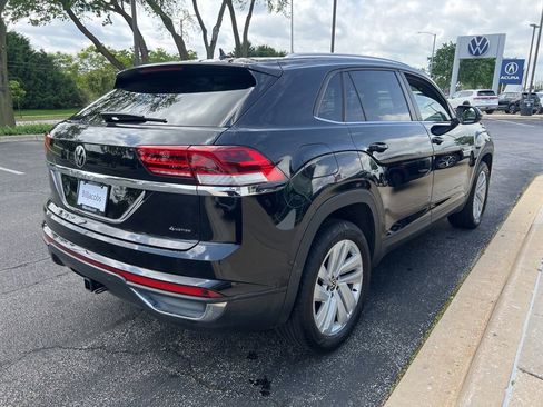 Used 2023 Volkswagen Atlas Cross Sport SE w/ Panoramic Sunroof Package AWD/4WD image 6