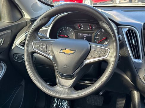 Used 2024 Chevrolet Malibu LT image 22
