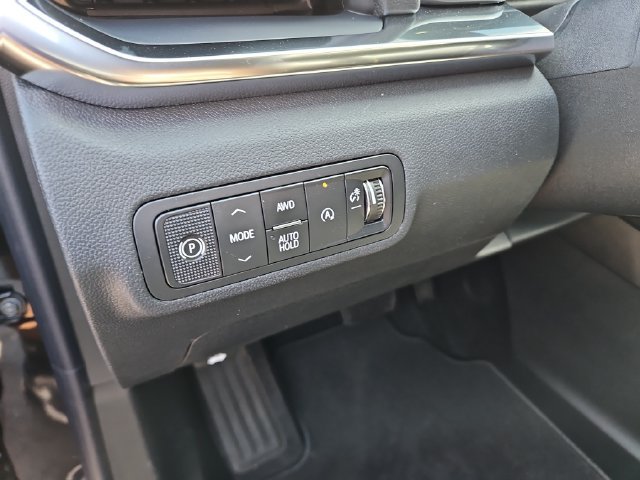 New 2027 GMC Terrain Elevation AWD/4WD image 18