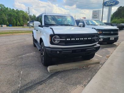 New 2026 Ford Bronco Outer Banks