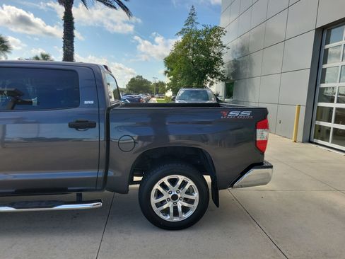 Used 2019 Toyota Tundra SR5 w/ SR5 Upgrade Package RWD image 4