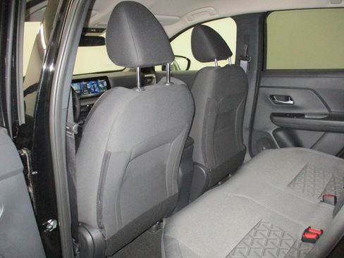 New 2026 Nissan Kicks SV w/ Cold Weather Package image 19