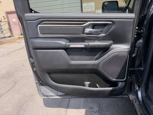 Used 2022 RAM 1500 Laramie AWD/4WD image 29