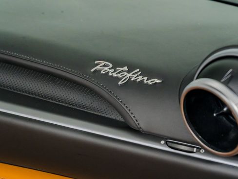 Used 2020 Ferrari Portofino image 40