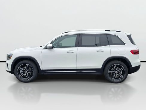 New 2026 Mercedes-Benz GLB 250 4MATIC image 3